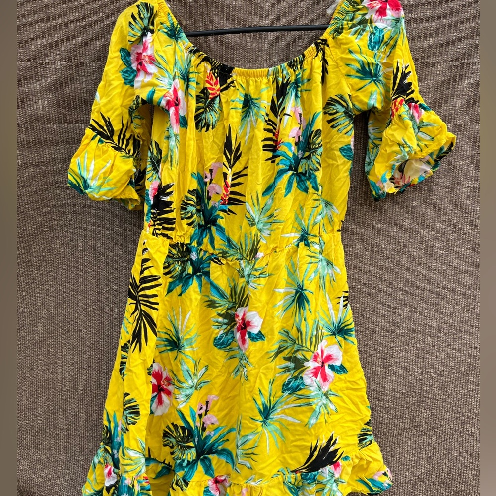 New Look Yellow floral patterned mini summer dress sz Large